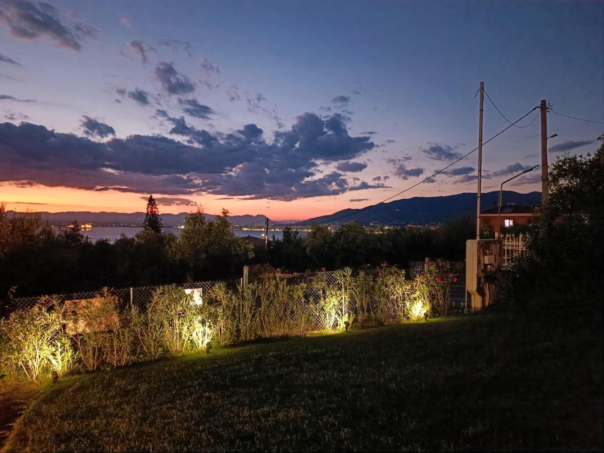 Evilenia Luxury Apartments Kalamata Exterior photo